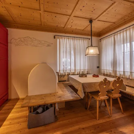Casa Dell Alpinista A Cortina D Ampezzo Apartment Cortina d'Ampezzo