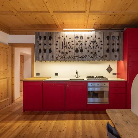 Casa Dell Alpinista A Cortina D Ampezzo * Cortina d'Ampezzo